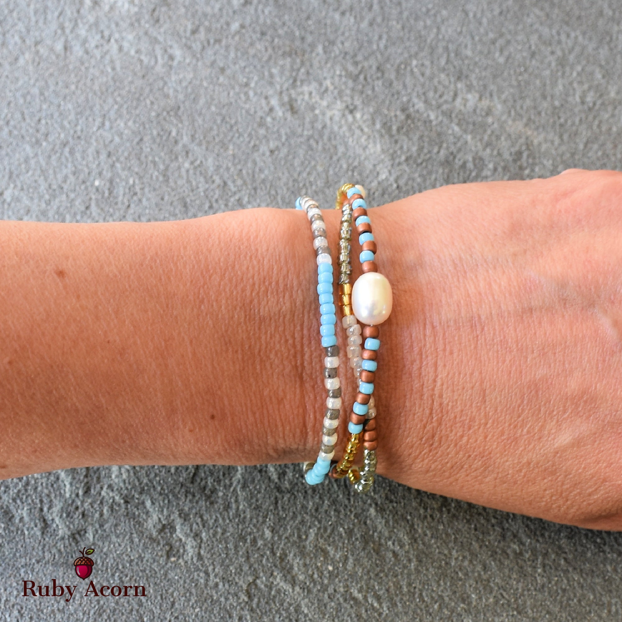 Perla Handmade Beaded Bracelet with Fresh Water Pearl, Toho Glass Seed Beads, Czech Glass, Antique Copper Finish Findings